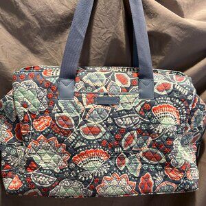 Vera Bradley Nomadic Floral travel tote print. Handle 12" drop, 20"L x 7"W x 13"